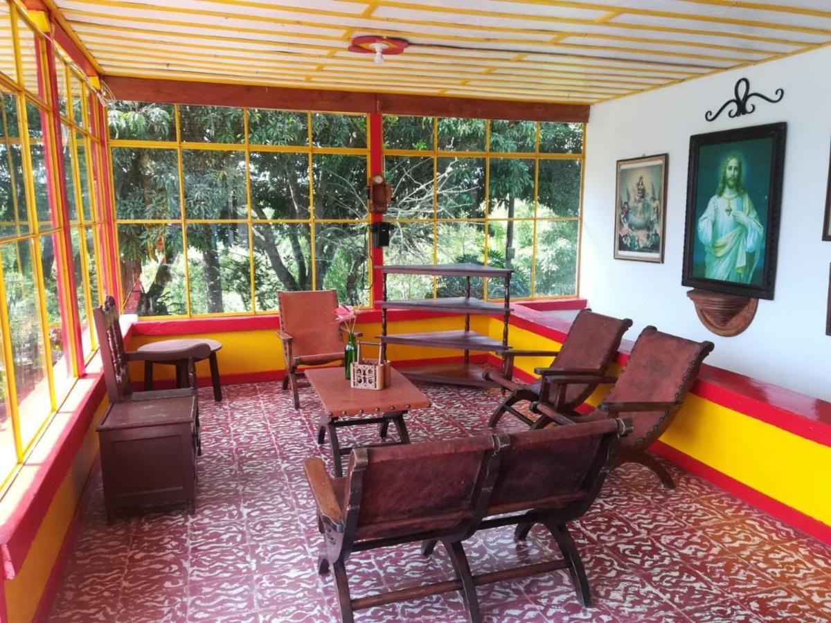 Finca Cafetera En El Quindio Quimbaya Exterior photo