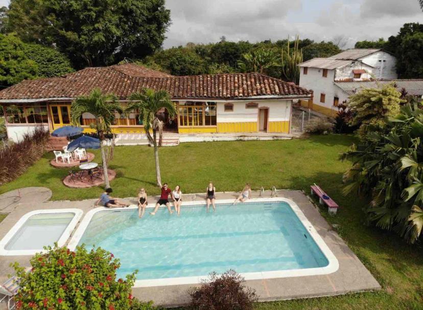 Finca Cafetera En El Quindio Quimbaya Exterior photo